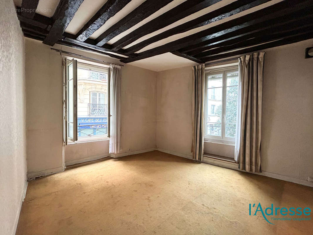 Appartement à PARIS-4E