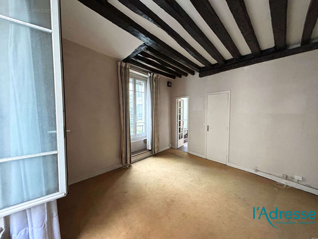 Appartement à PARIS-4E