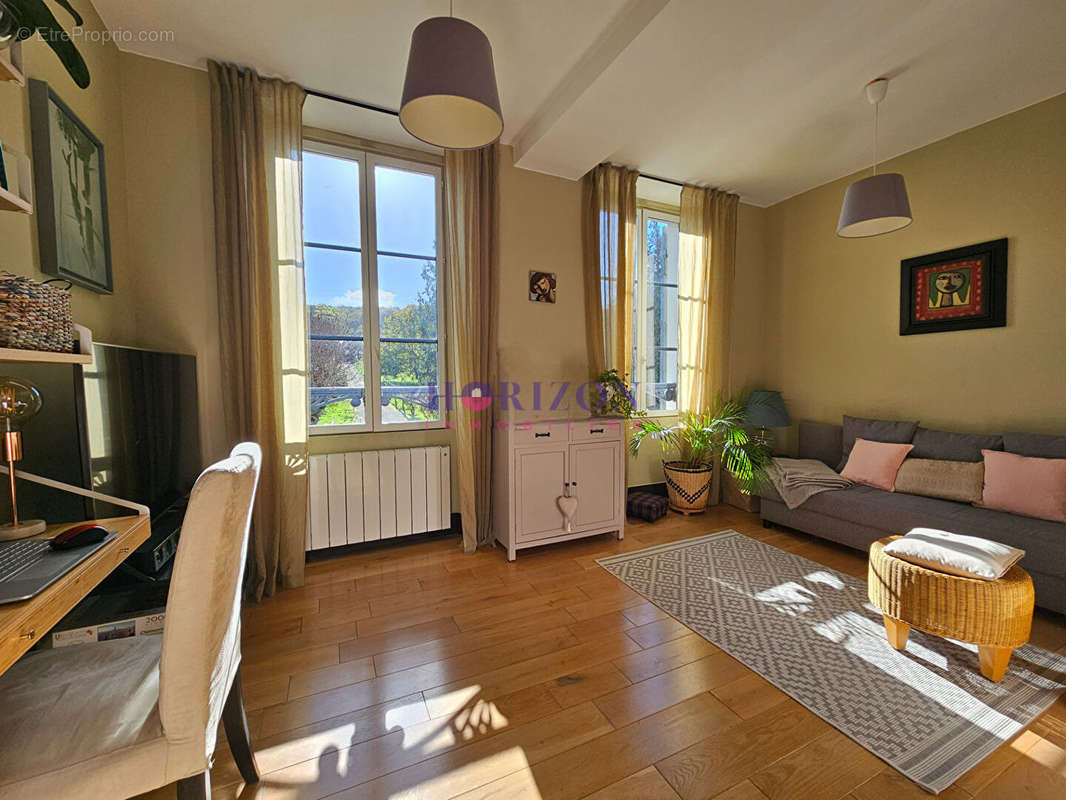 Appartement à ASNIERES-SUR-OISE