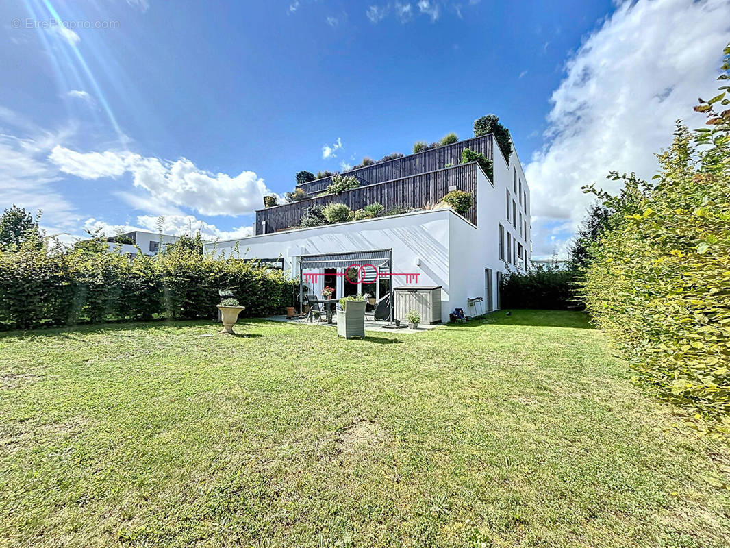 Appartement à BEZANNES