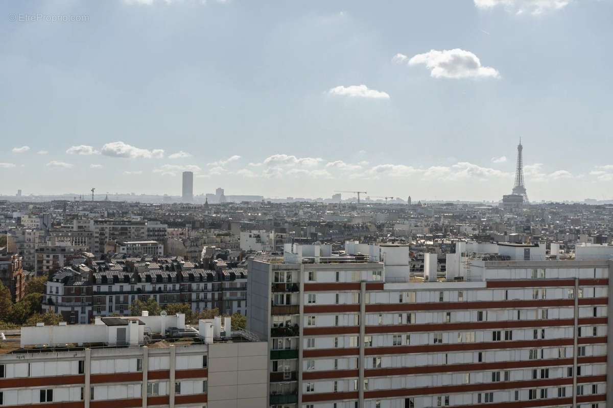 Appartement à LEVALLOIS-PERRET