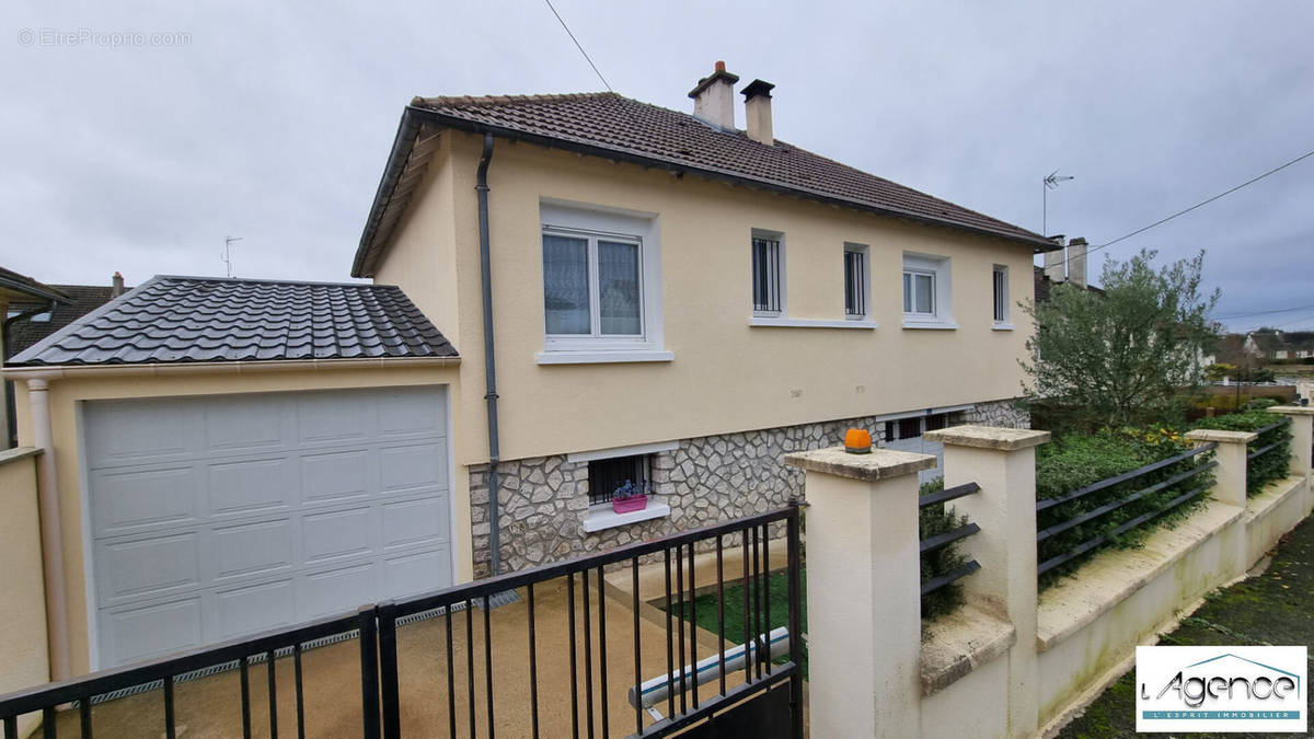 Maison à CHATEAUDUN