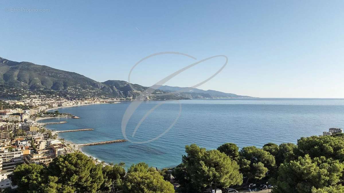 Maison à ROQUEBRUNE-CAP-MARTIN