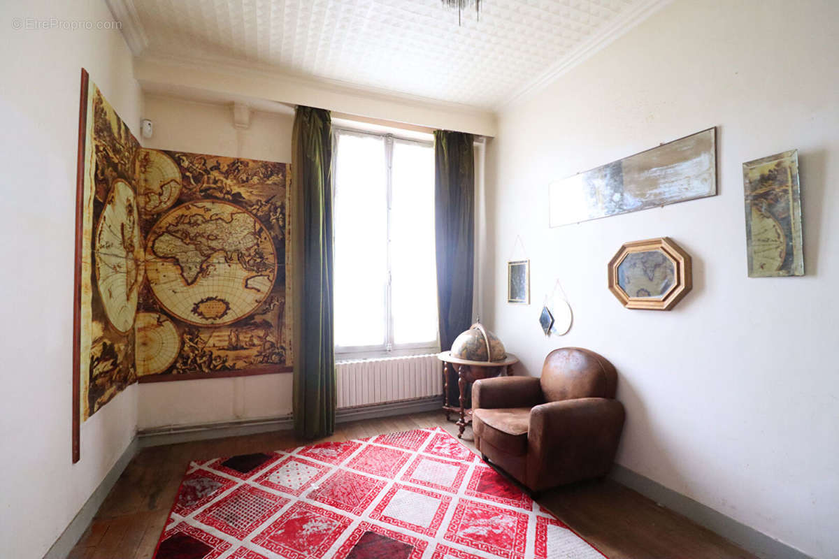 Appartement à AUBERVILLIERS