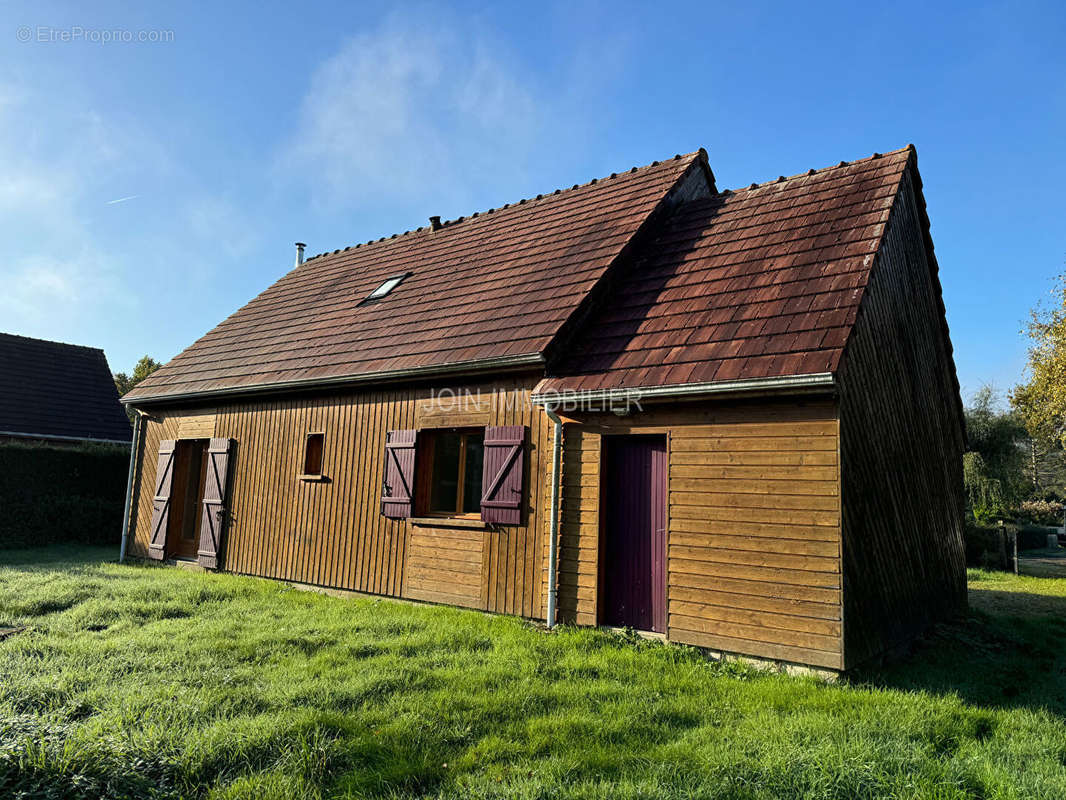 Maison à SAINT-HELLIER