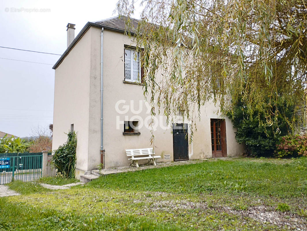 Maison à LONGUEVILLE