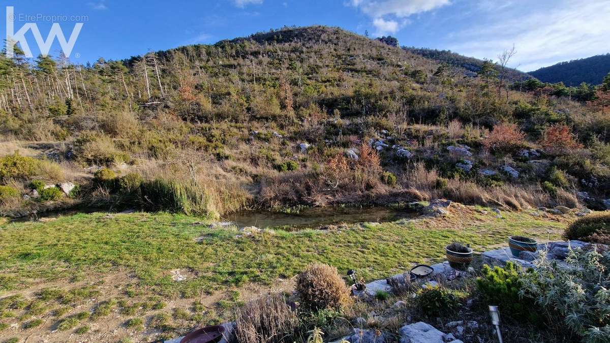 Maison à LA PALUD-SUR-VERDON