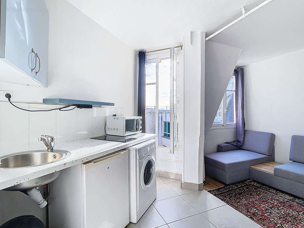 Appartement à PARIS-7E