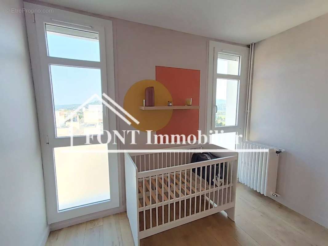 Appartement à SAINT-ETIENNE