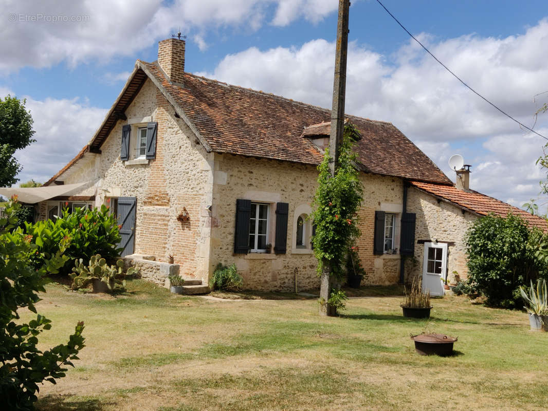 Maison à PAIZAY-LE-SEC