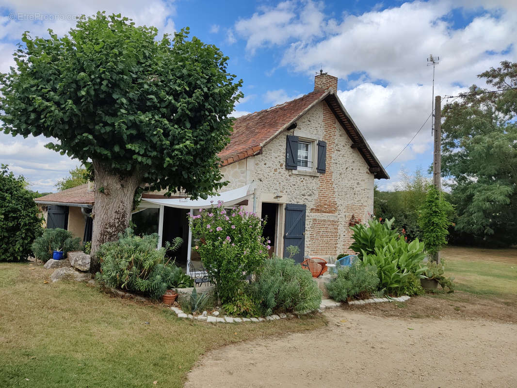 Maison à PAIZAY-LE-SEC