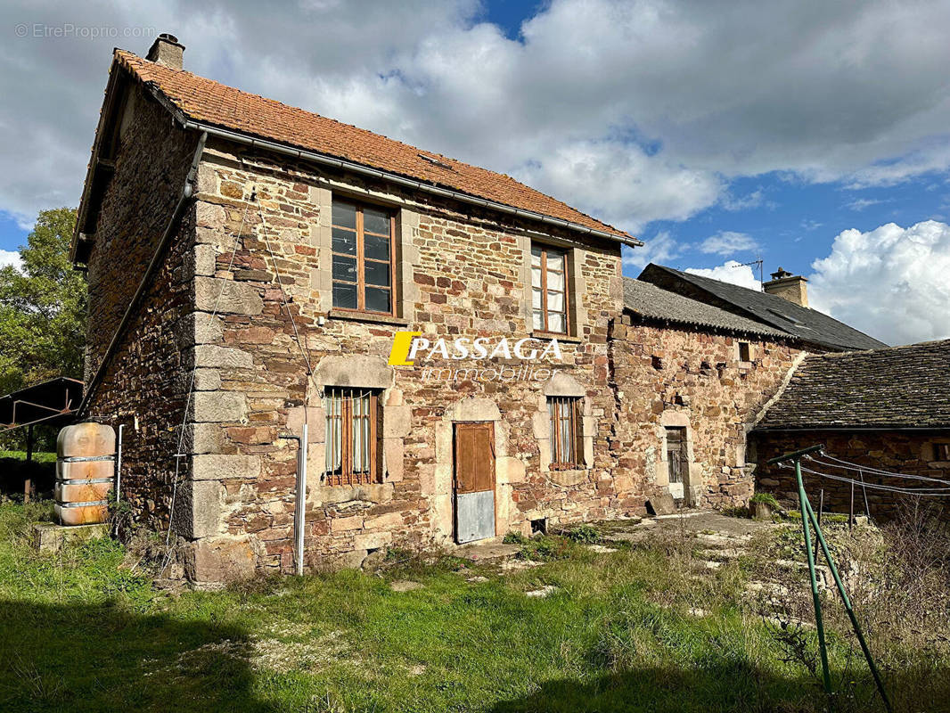 Maison à SEVERAC-LE-CHATEAU