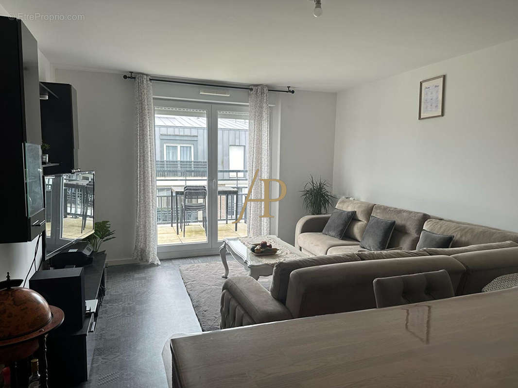 Appartement à CARRIERES-SOUS-POISSY