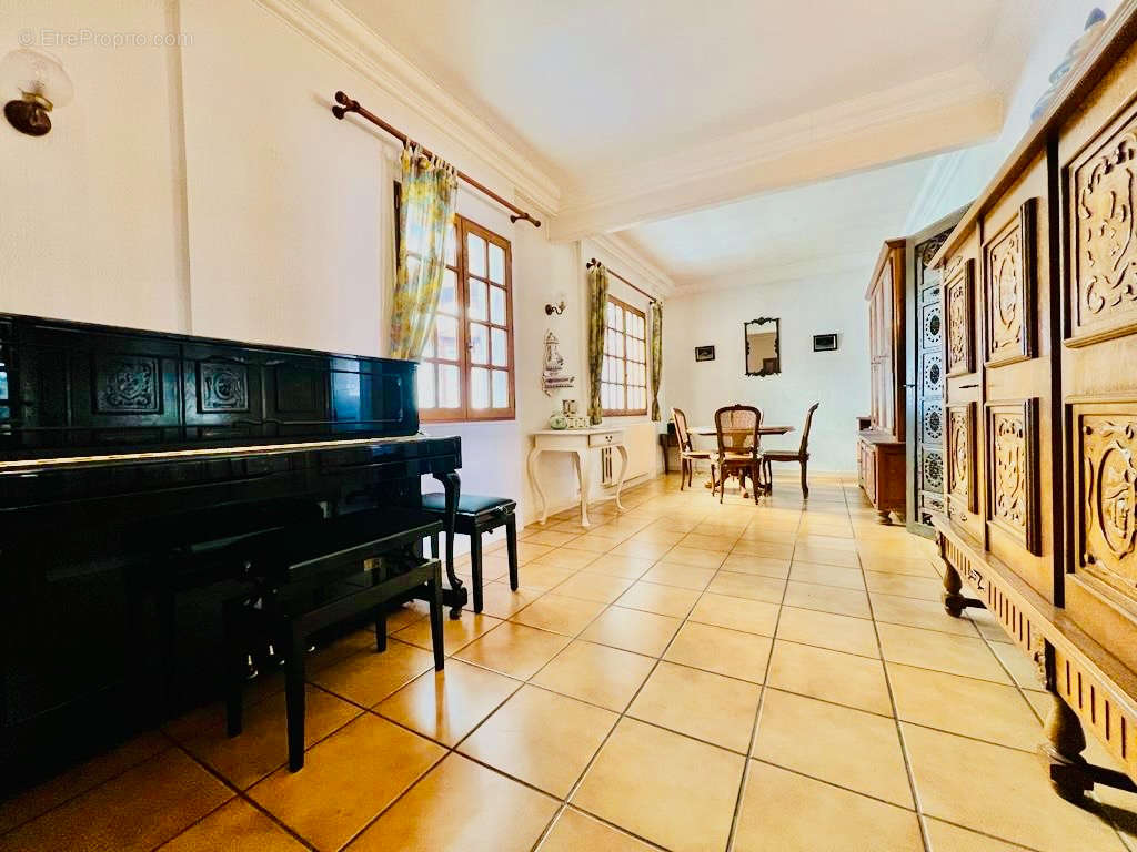 Maison à MAISONS-ALFORT