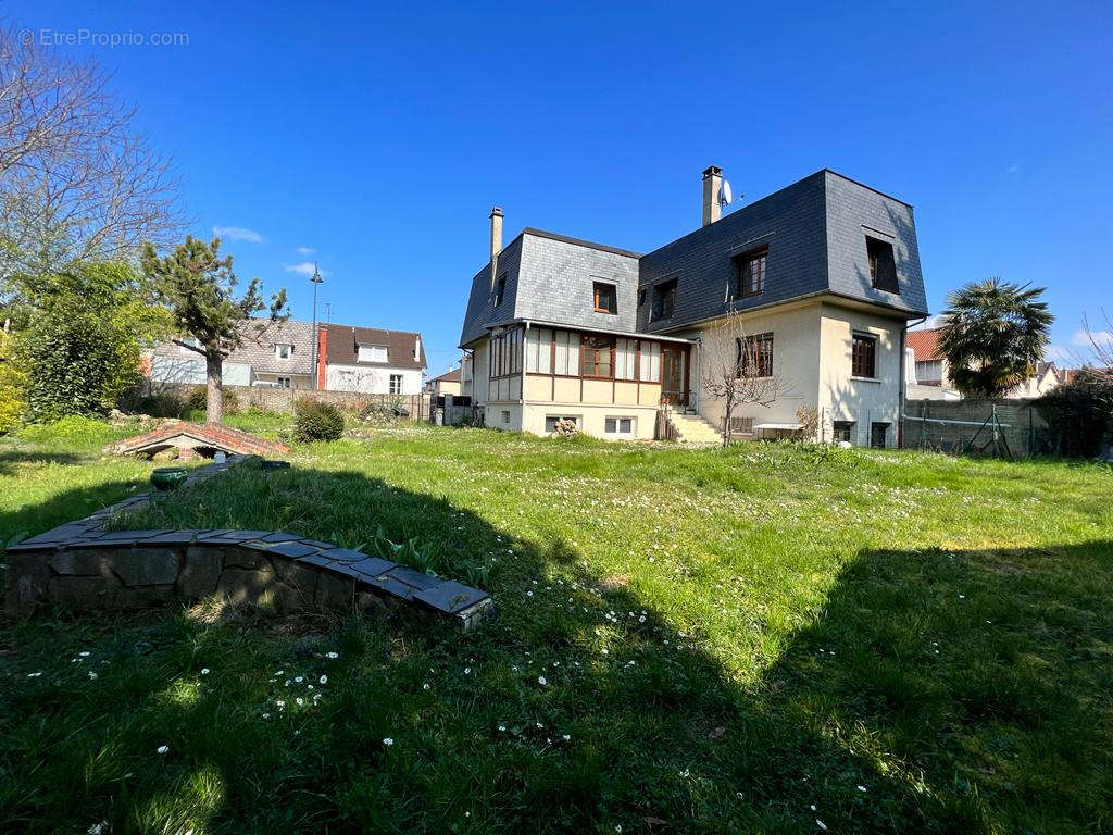 Maison à MAISONS-ALFORT