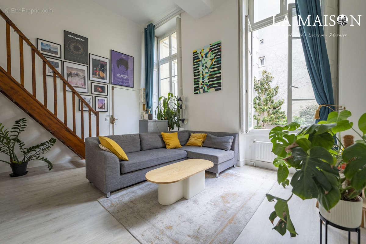 Appartement à PARIS-4E