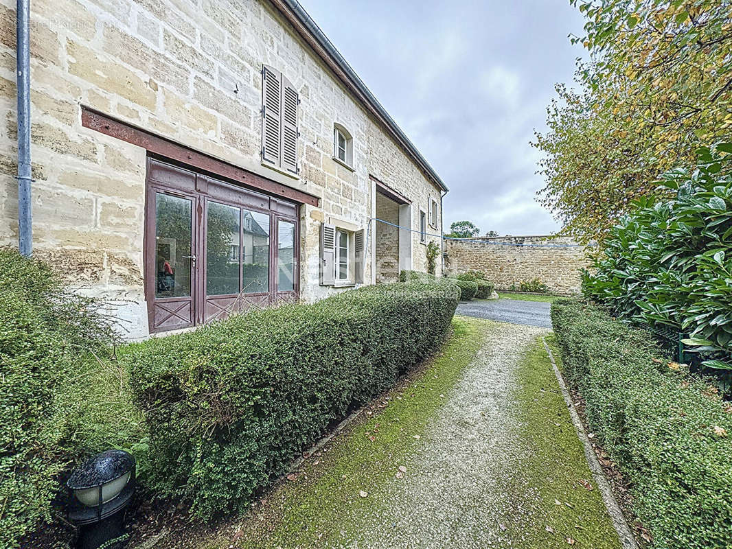 Appartement à BORAN-SUR-OISE