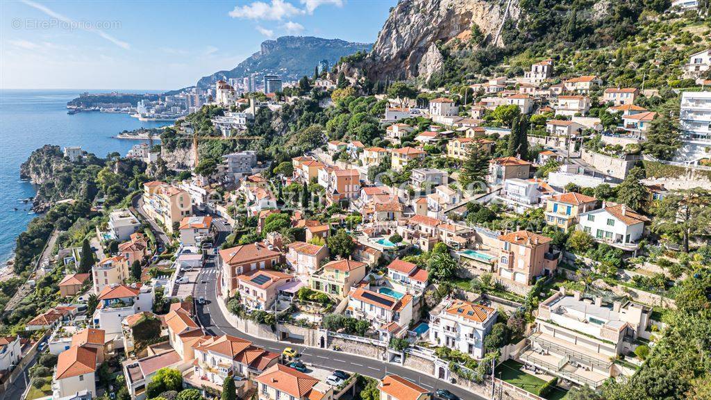 Maison à ROQUEBRUNE-CAP-MARTIN