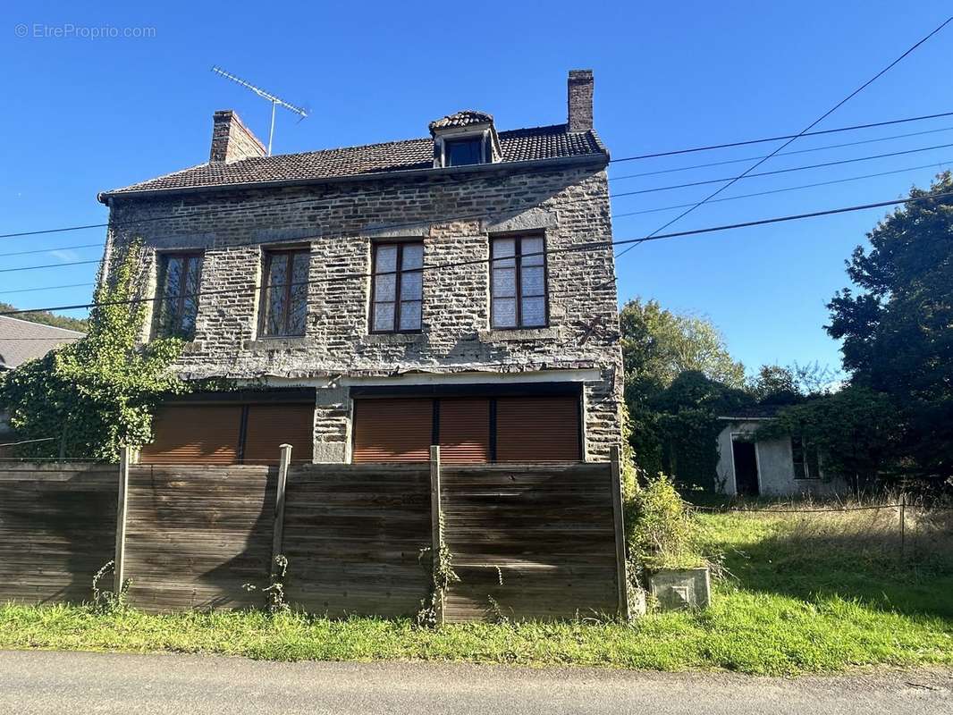 Maison à PONT-D&#039;OUILLY