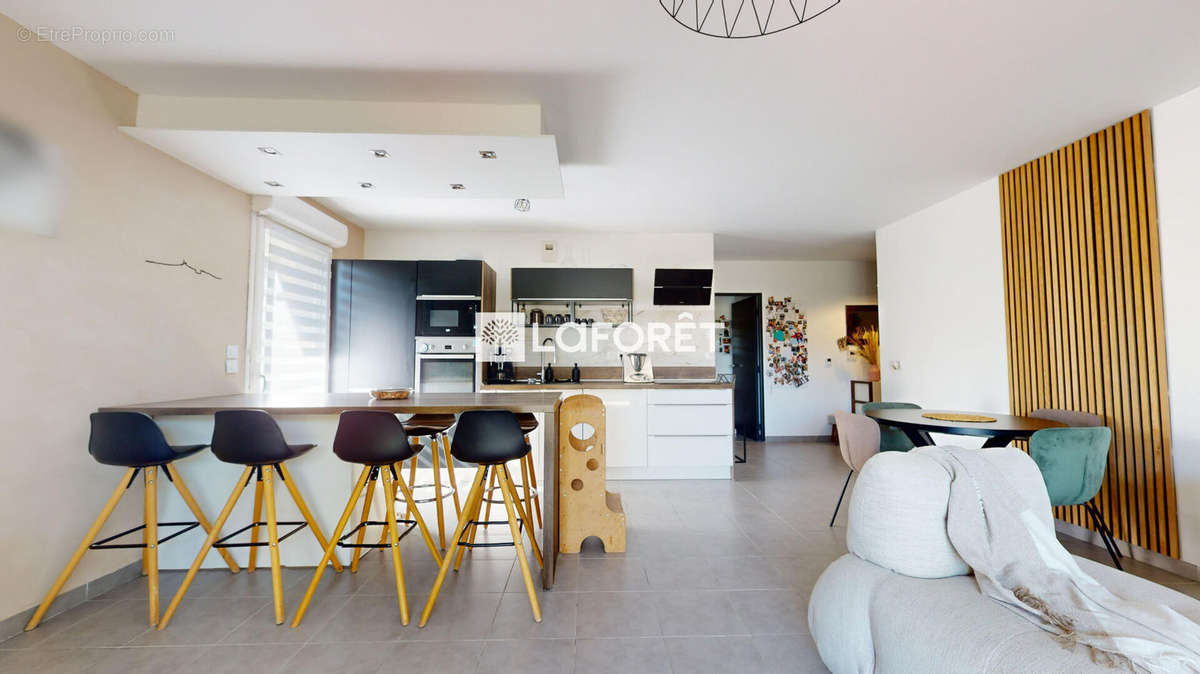 Appartement à MARSEILLE-13E