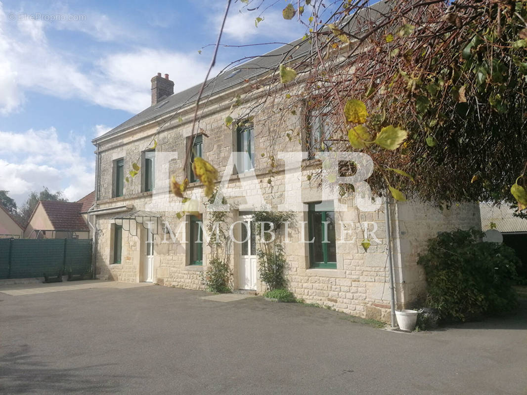 Maison à ECOUCHE