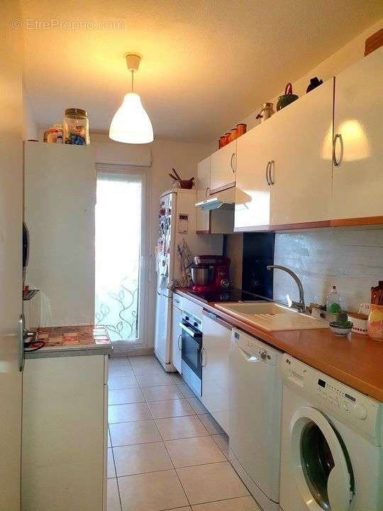 Appartement à PORT-SAINT-LOUIS-DU-RHONE