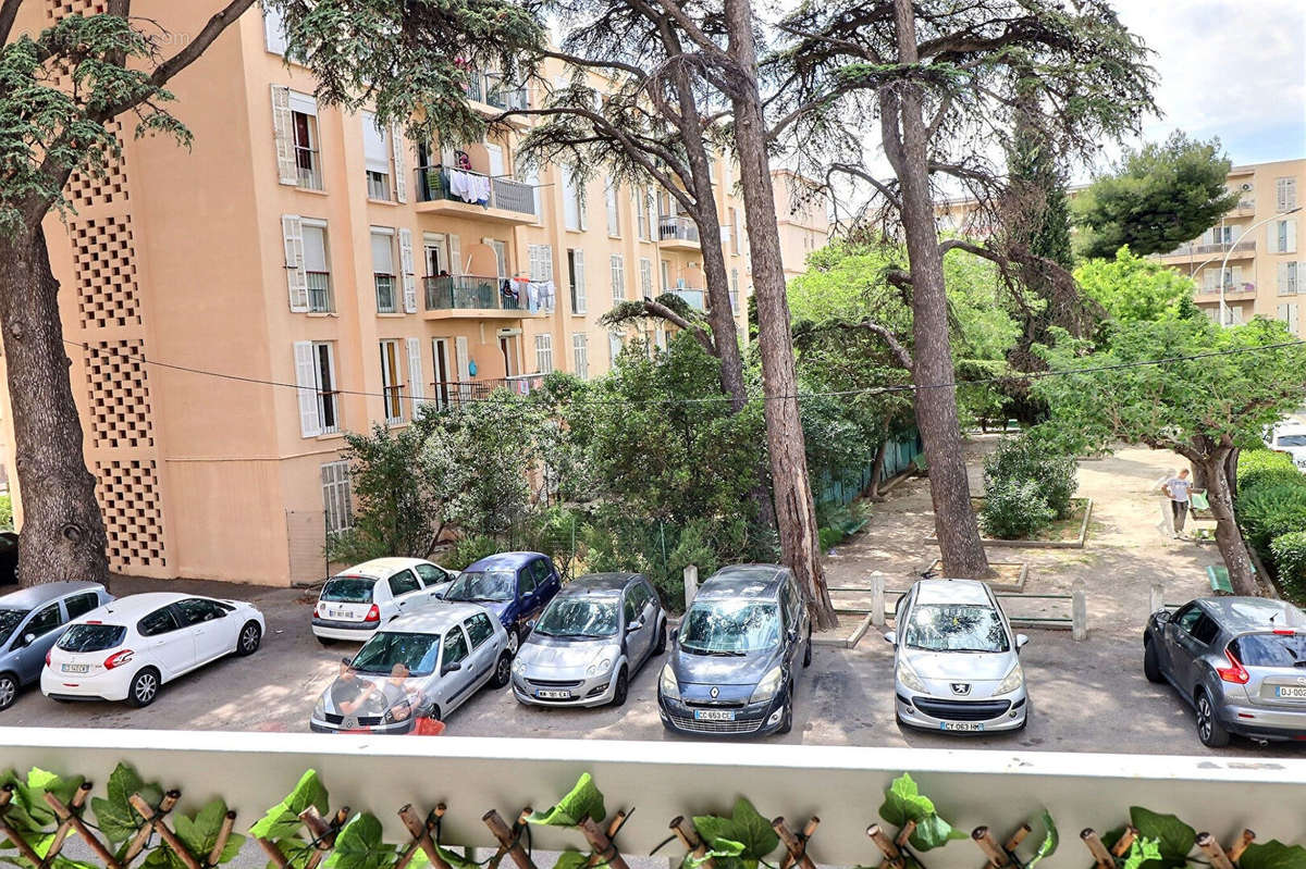 Appartement à MARSEILLE-12E