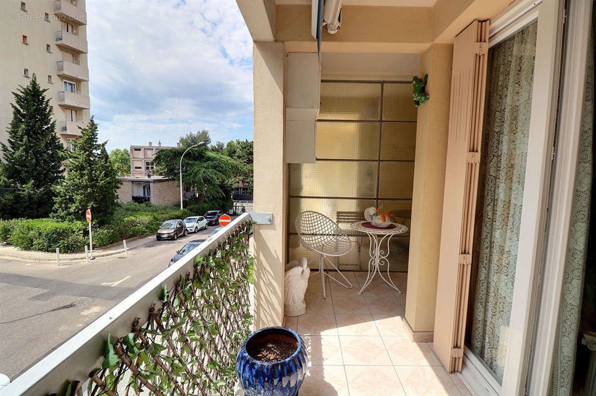 Appartement à MARSEILLE-12E