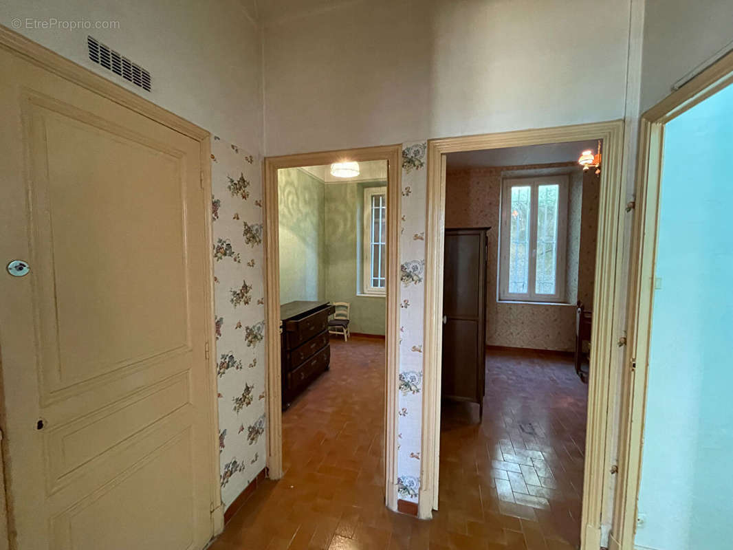 Appartement à MARSEILLE-16E