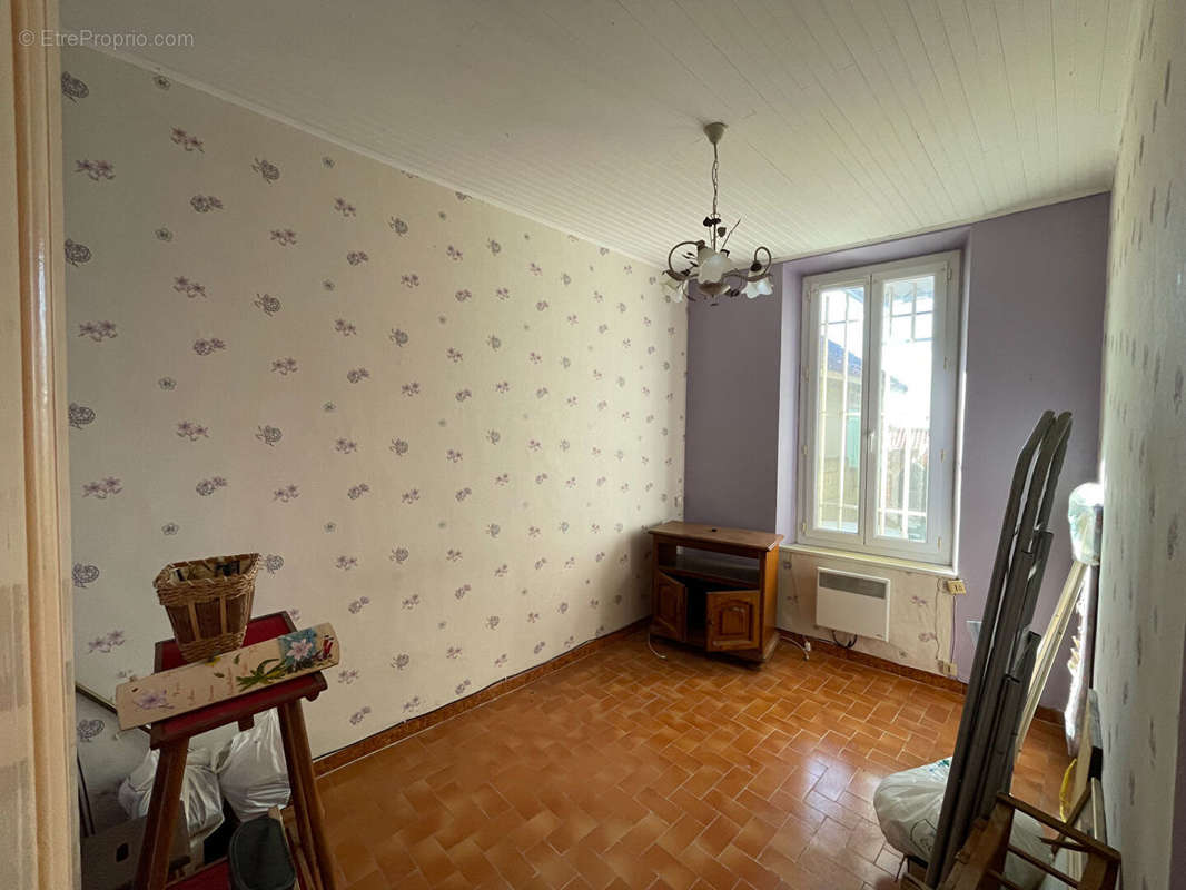 Appartement à MARSEILLE-16E