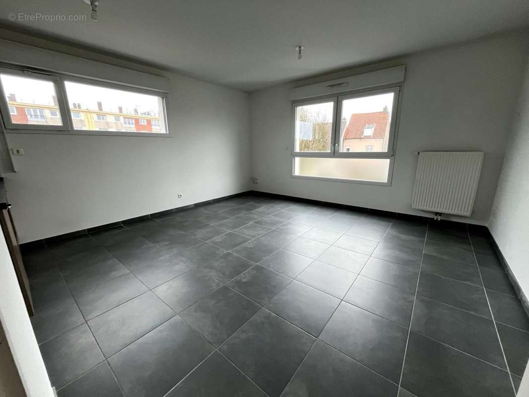 Photo 3 - Appartement à SAINT-MARTIN-BOULOGNE