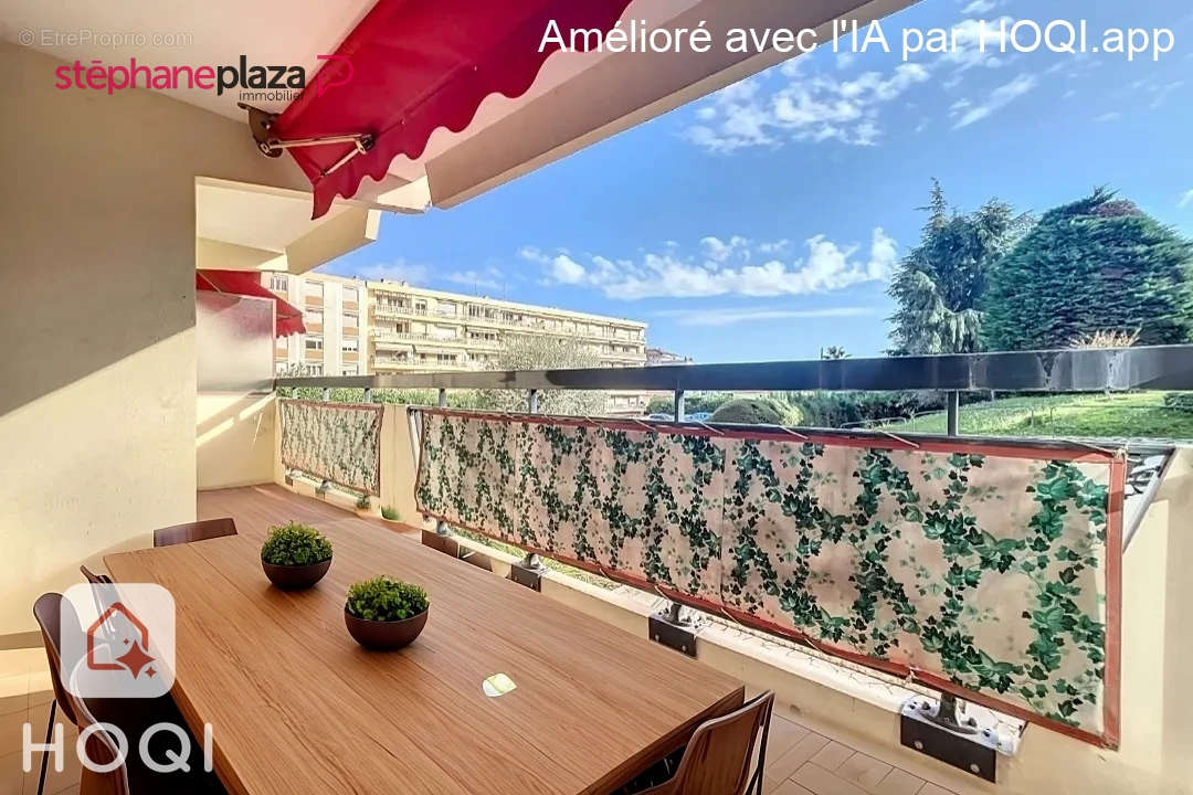 Appartement à MANDELIEU-LA-NAPOULE