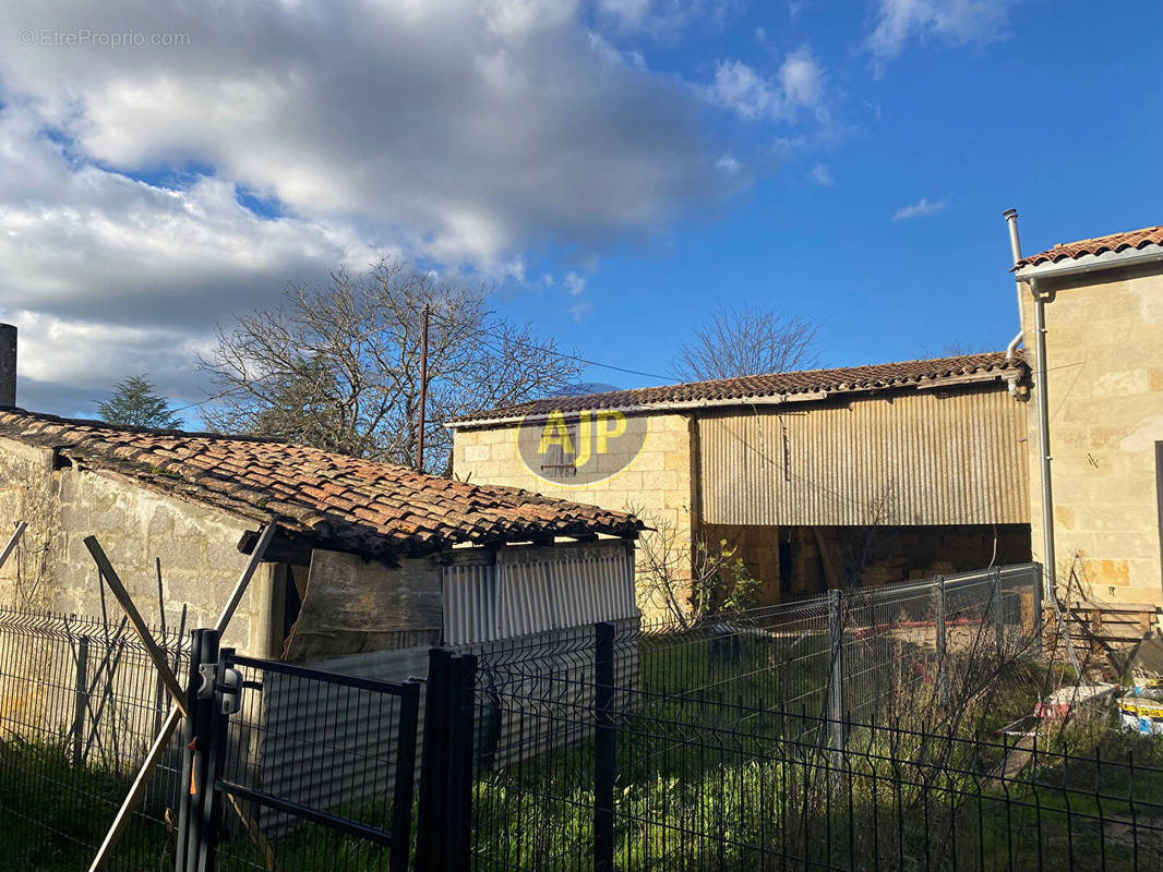 Appartement à PEUJARD