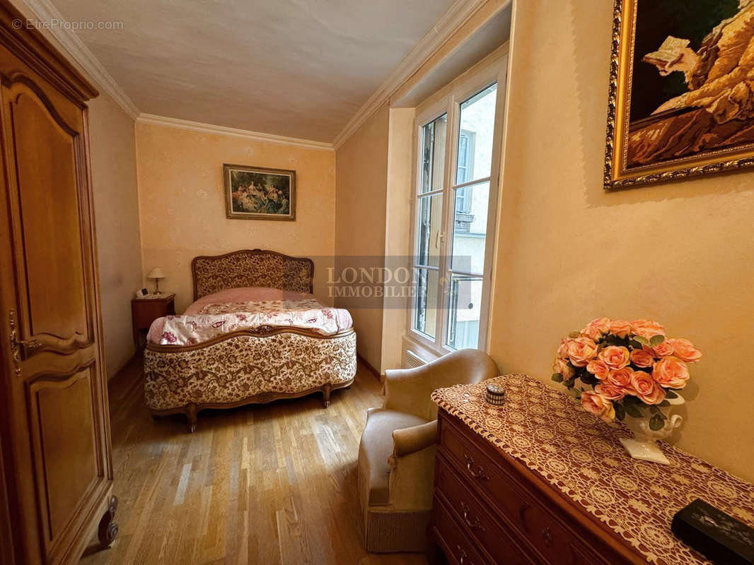 Appartement à VERSAILLES