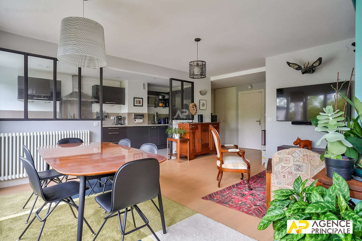 Appartement à MAISONS-LAFFITTE