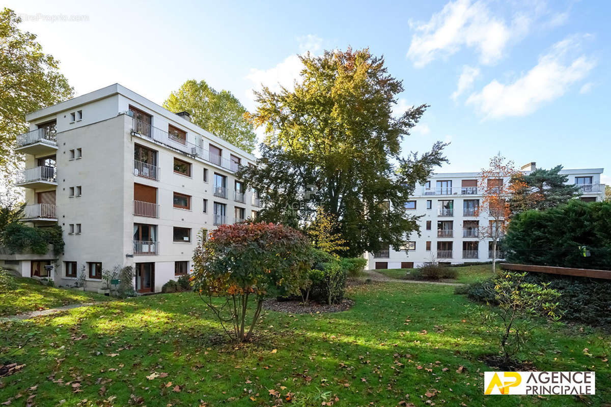 Appartement à MAISONS-LAFFITTE