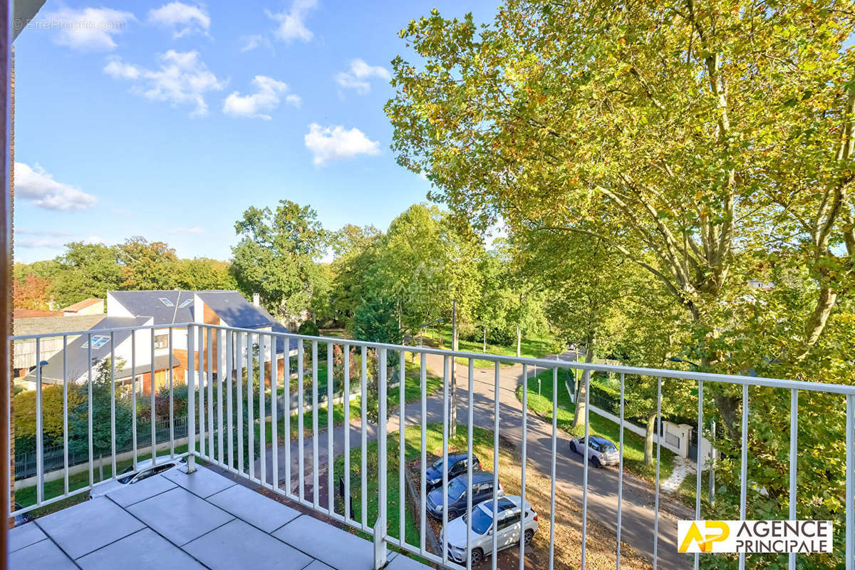 Appartement à MAISONS-LAFFITTE