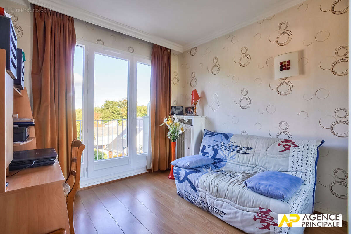 Appartement à MAISONS-LAFFITTE