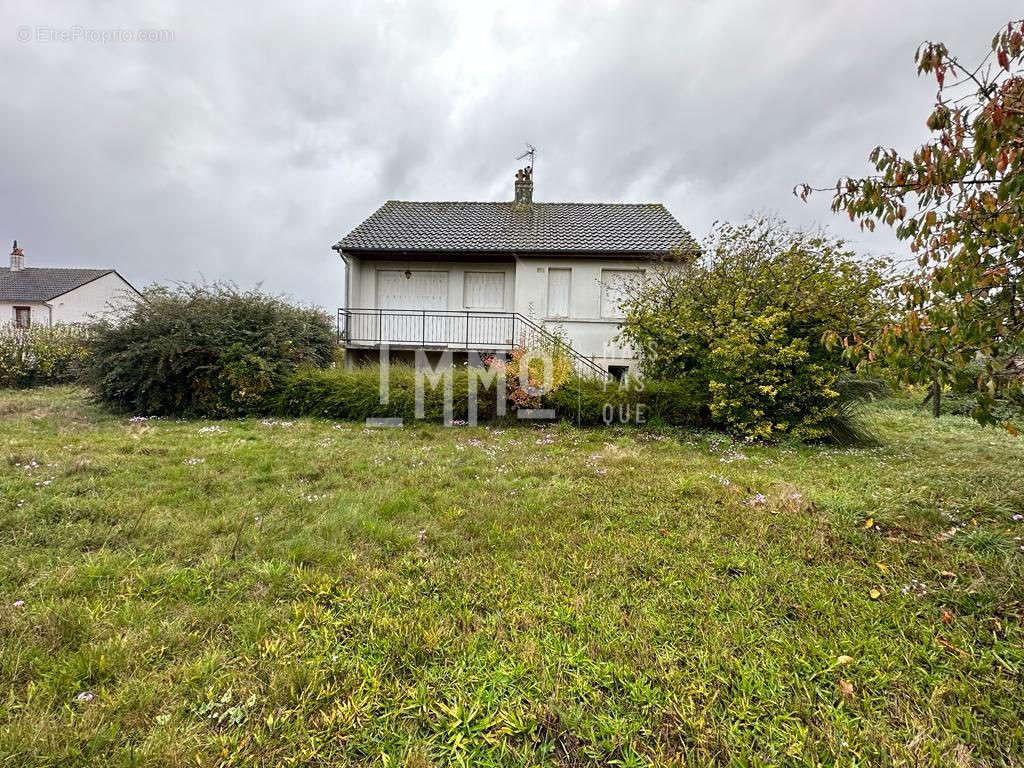 Maison à RUILLE-SUR-LOIR