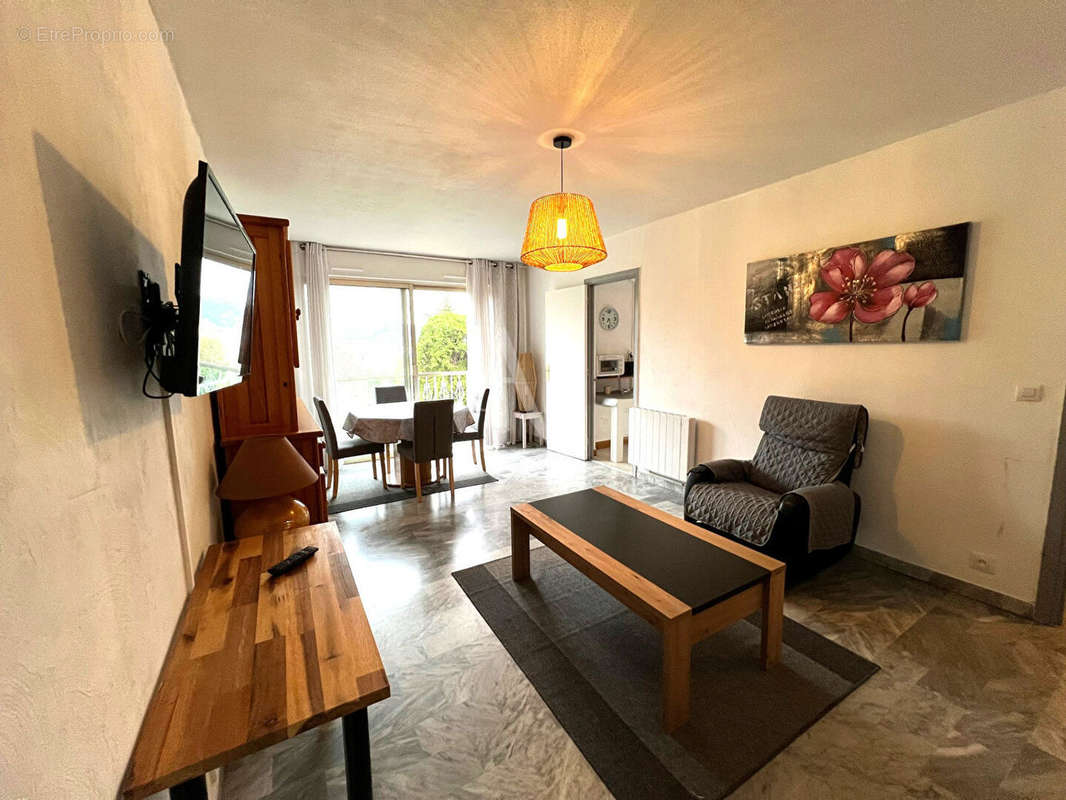 Appartement à CAGNES-SUR-MER