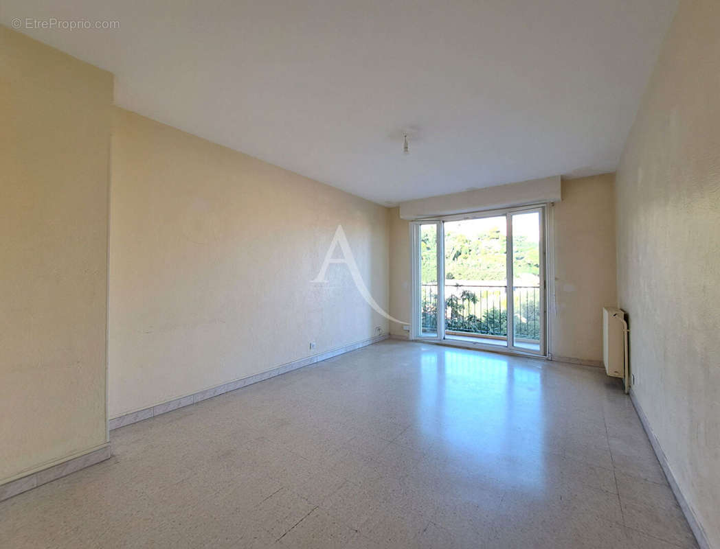 Appartement à CAGNES-SUR-MER