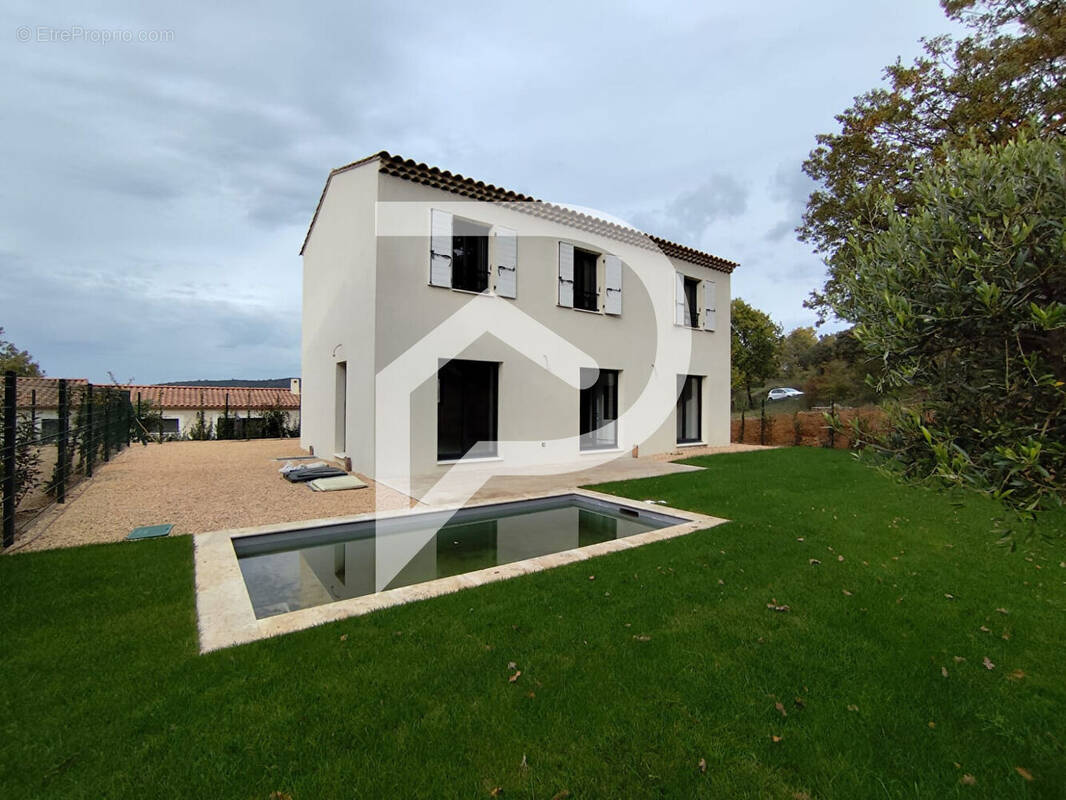 Maison à VINON-SUR-VERDON