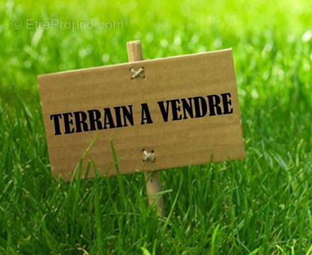 Terrain à VENDAT