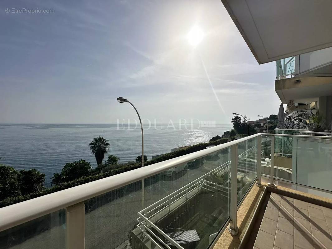 Appartement à ROQUEBRUNE-CAP-MARTIN