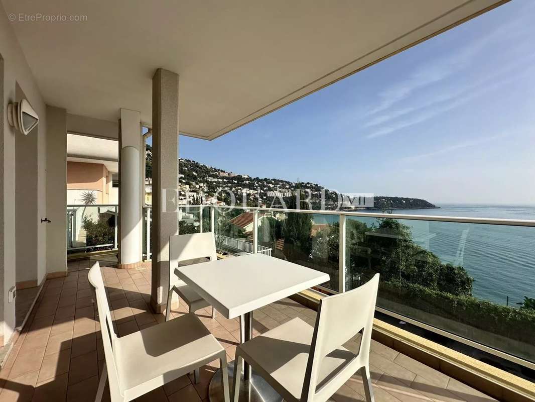 Appartement à ROQUEBRUNE-CAP-MARTIN