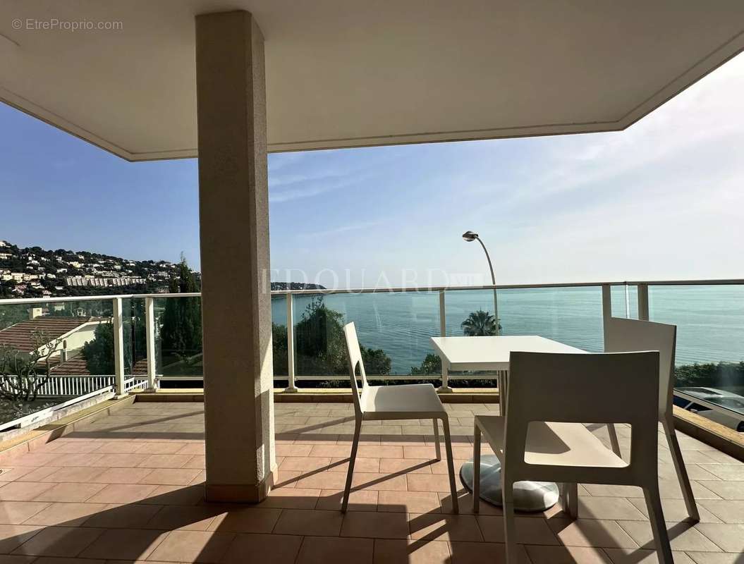 Appartement à ROQUEBRUNE-CAP-MARTIN