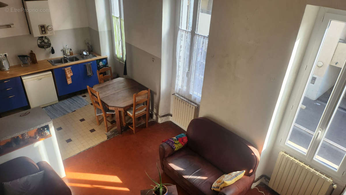 Appartement à MARSEILLE-3E