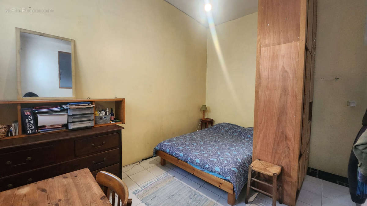 Appartement à MARSEILLE-3E