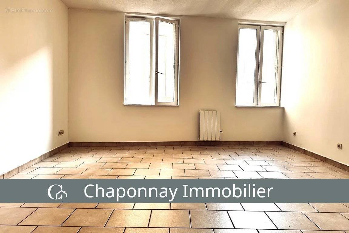 Appartement à SAINT-SYMPHORIEN-D&#039;OZON