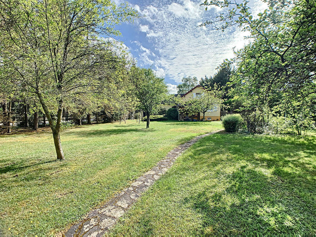 Maison à BERNAY